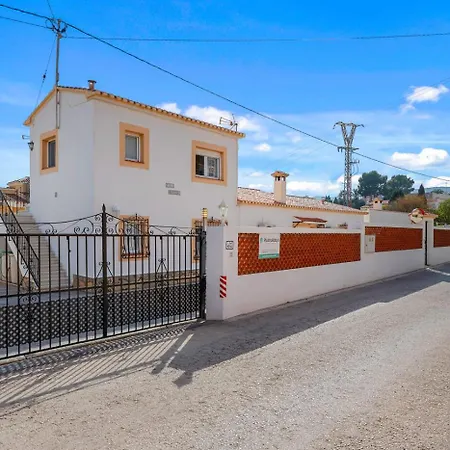 Mercedes - Plusholidays Villa Calpe