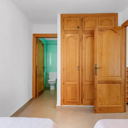 Mercedes - Plusholidays * Calpe