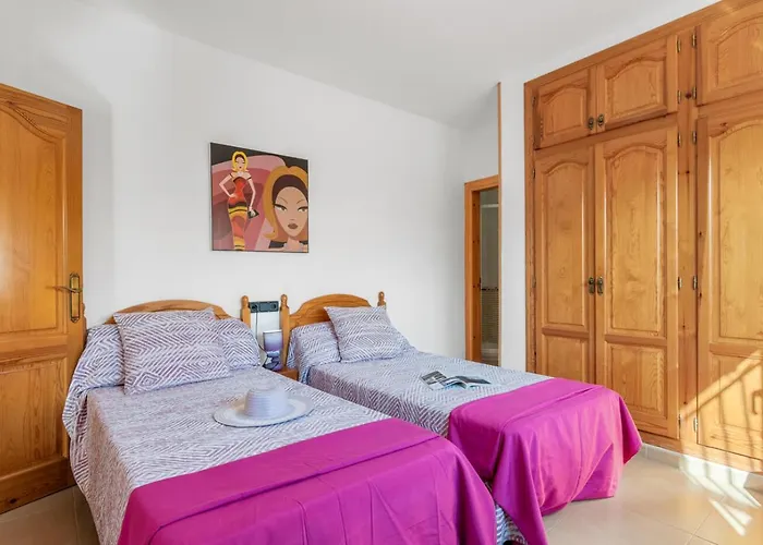 Mercedes - Plusholidays Villa Calpe