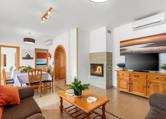 Mercedes - Plusholidays Calpe